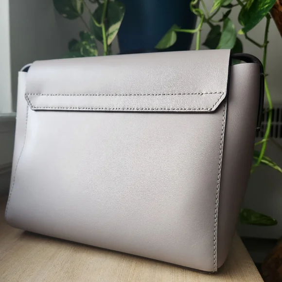 NWOT Kate Spade Putnam Drive Madie Smooth Grey Lavender Leather Crossbody Bag - Picture 3 of 16